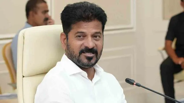 Heavy Rains: భారీ వర్షాలపై సీఎం సమీక్ష.. కీలక ఆదేశాలు..