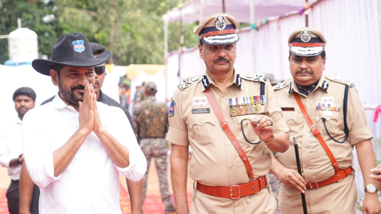 CM Revanth Reddy: గోషామహాల్‌లో పోలీసు అమరవీరుల సంస్మరణ కార్యక్రమం
