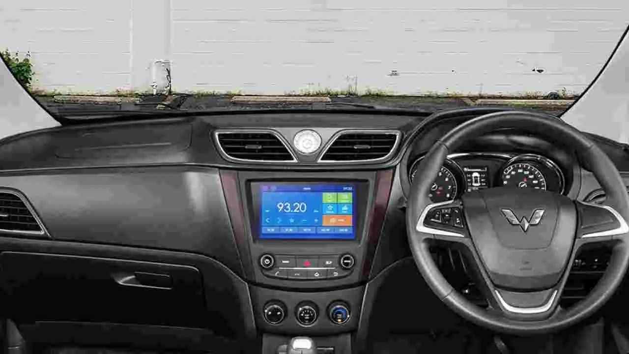 Air Recirculation: కారులో ఇంధనాన్ని ఆదా చేయాలనుకుంటున్నారా.. ఈ ఒక్క బటన్‌ను ప్రెస్ చేస్తే.. 