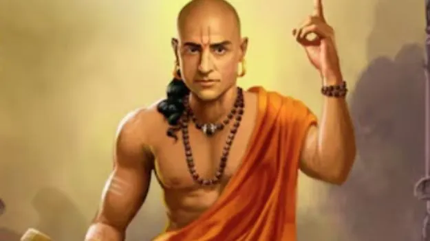 Chanakya Wisdom: ఒంటరిగా ఉన్నప్పుడు ఈ నాలుగు పనులు చేయడం మంచిది