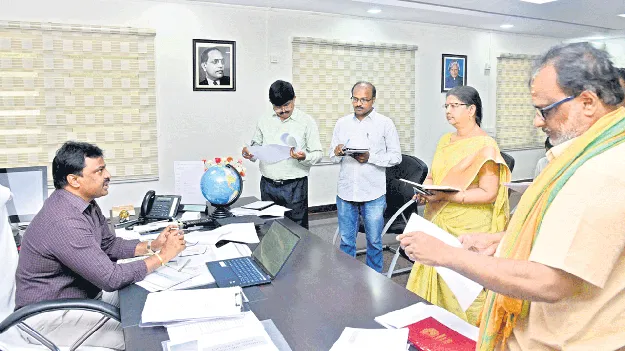 అర్జీలపై ప్రత్యేక దృష్టి