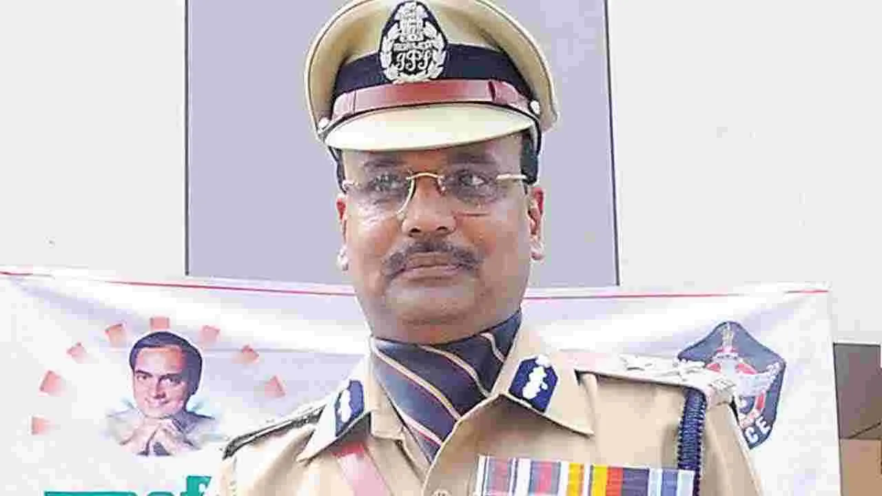 DGP Shivdhar Reddy on Friendly Policing: ప్రజల పక్షానే తాము ఉంటాం.. ఫ్రెండ్లీ పోలీసింగ్ అమలు చేస్తాం: డీజీపీ శివధర్ రెడ్డి