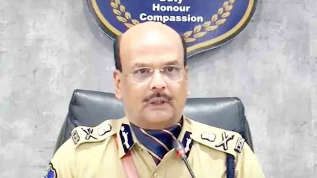 DGP Shivdhar Reddy: పోలీసులు సివిల్ పంచాయితీ చేస్తే చర్యలు తప్పవు: డీజీపీ శివధర్ రెడ్డి