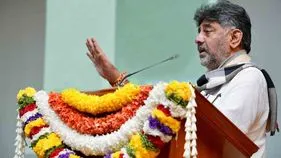 Sivakumar ON Indrakiladri: ఇంద్రకీలాద్రి దుర్గామాతను దర్శించుకోవడం సంతోషంగా ఉంది: శివకుమార్ 