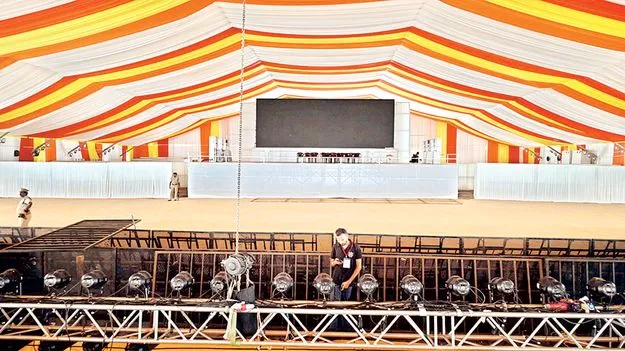 ప్రధాని సభకు ఏర్పాట్లు పూర్తి 