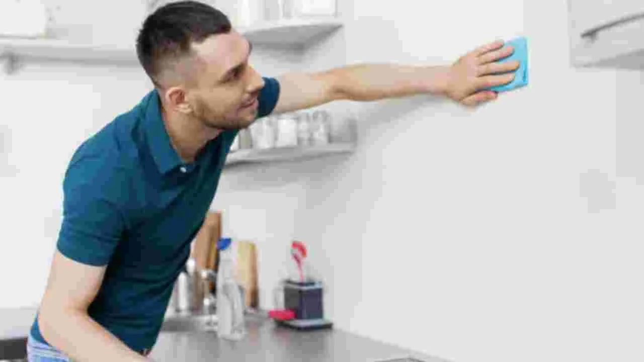 Diwali Cleaning Tips: దీపావళి స్పెషల్‌.. మీ ఇంటి గోడలు కొత్తగా కనిపించేలా ఈ చిట్కాలు ట్రై చేయండి