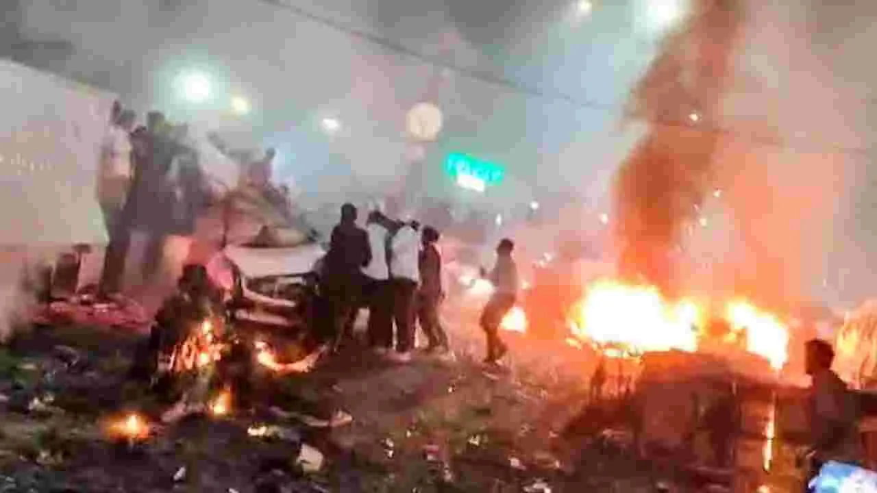 Delhi Explosion: ఢిల్లీ ఎర్రకోట సమీపంలో పేలుడు.. అనుమానితుడి అరెస్టు