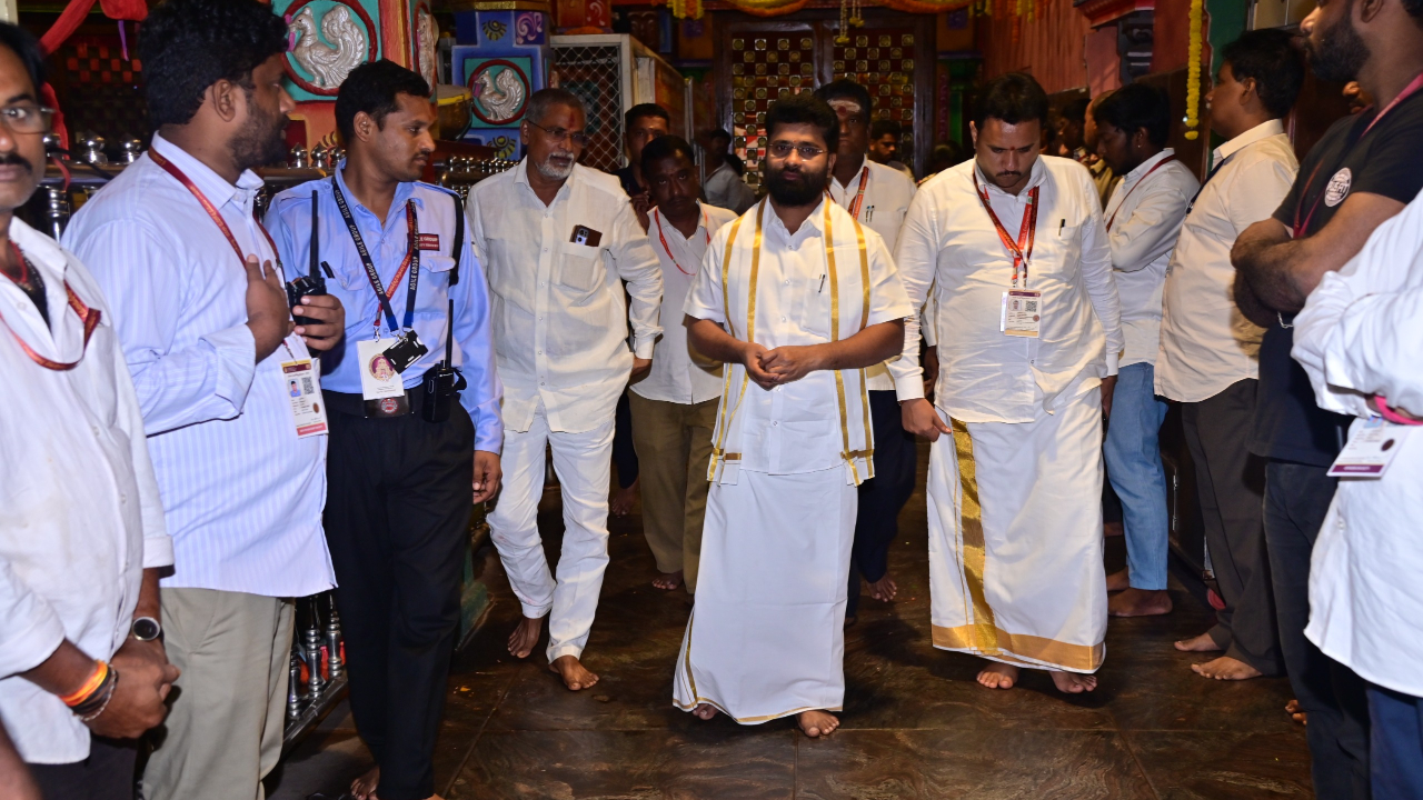 Kanaka Durga Temple: ఇంద్రకీలాద్రిలో అట్టహాసంగా నవరాత్రి ఉత్సవాలు