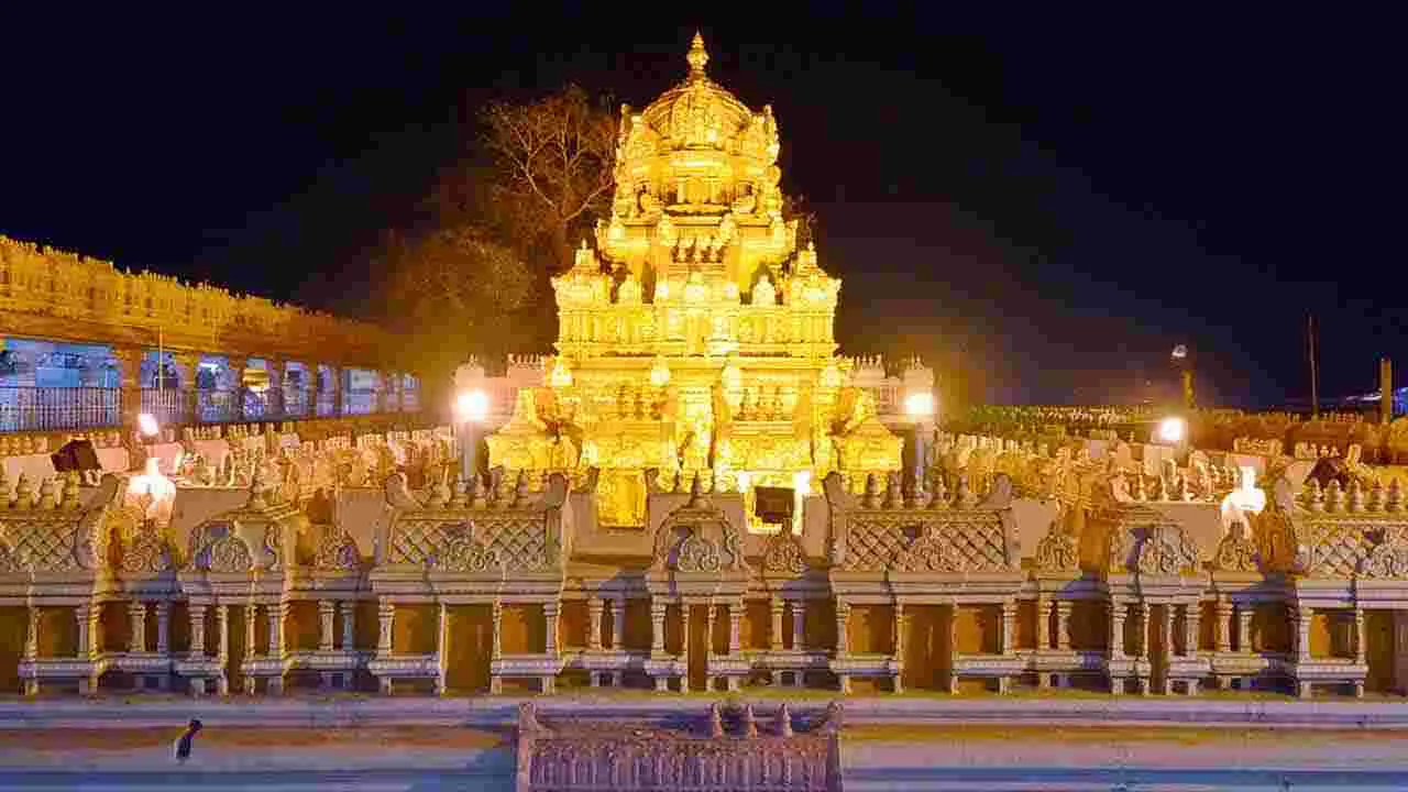 Vijayawada Durga Temple: ముగియనున్న కార్తీకం.. దుర్గమ్మ భక్తులకు గుడ్ న్యూస్