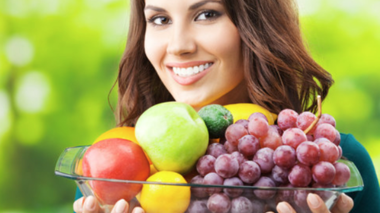 Women Fitness Tips: 30 ఏళ్ల తర్వాత మహిళలు ఈ పండ్లను తినాలి.!