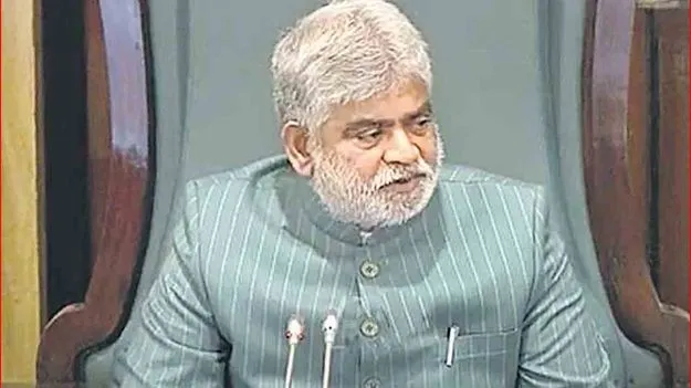 Assembly Speaker ON Disqualification Petitions:  ఎమ్మెల్యేల అనర్హత పిటిషన్లపై విచారణ.. స్పీకర్‌ నిర్ణయంపై ఉత్కంఠ