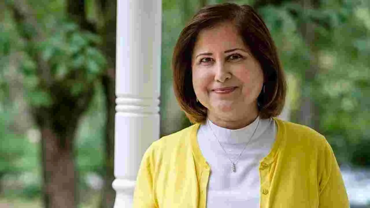 Ghazala Hashmi Virginia: వర్జీనియా లెఫ్టెనెంట్ గవర్నర్‌గా హైదరాబాదీ మహిళ.. మలక్‌పేటలో గడిచిన బాల్యం