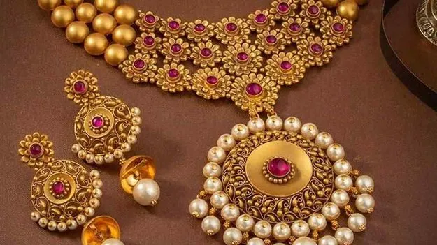 Purest Gold Producing Countries: స్వచ్ఛమైన బంగారం కావాలంటే.. ఈ దేశాలకు వెళ్లాల్సిందే.. 