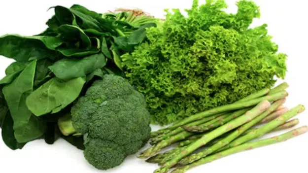 Leafy Greens Nutritional Value: పాలకూర, మెంతికూర లేదా ఆవ కూర... ఏ ఆకుకూరల్లో ఎక్కువ పోషకాలు ఉంటాయి?