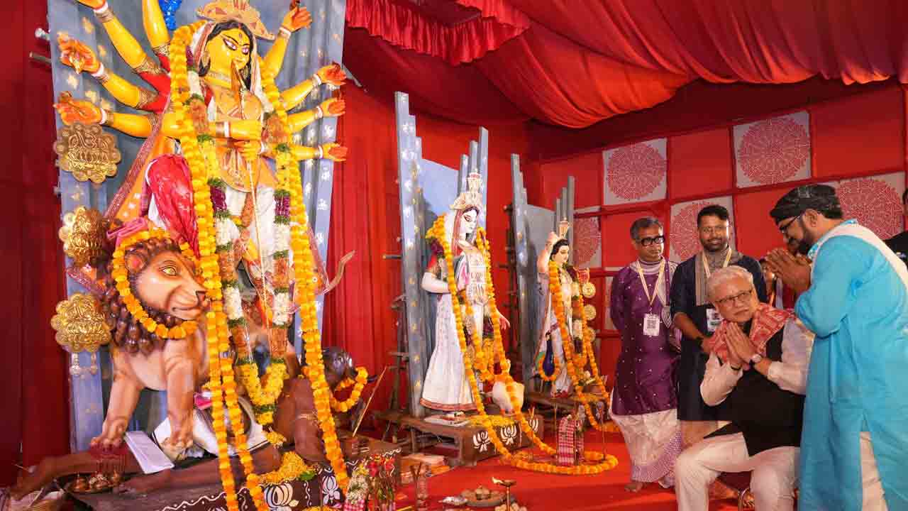  Governor Jishnu Dev Verma: హైదరాబాద్‌లో దుర్గామాత పూజలో పాల్గొన్న గవర్నర్ జిష్ణుదేవ్ వర్మ