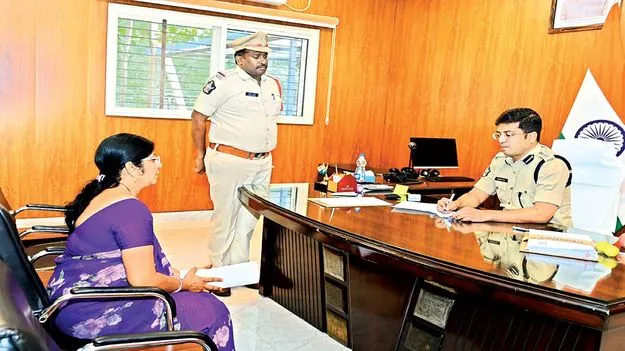 విచారణ జరిపి న్యాయం చేస్తాం