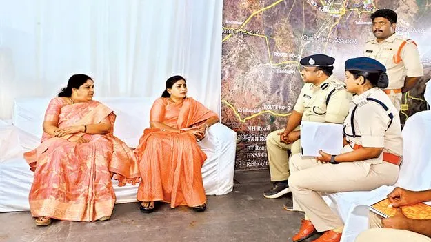 భద్రతపై హోం మంత్రి ఆరా 