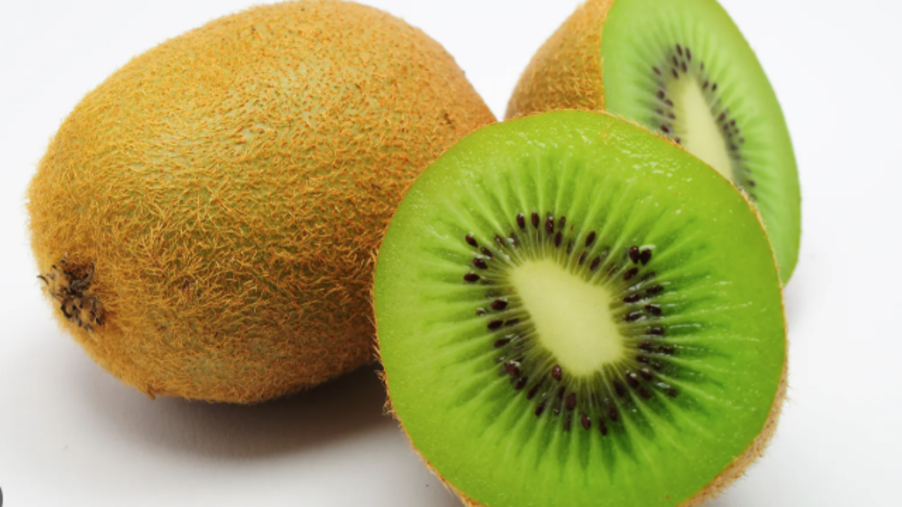 Women Fitness Tips: 30 ఏళ్ల తర్వాత మహిళలు ఈ పండ్లను తినాలి.!