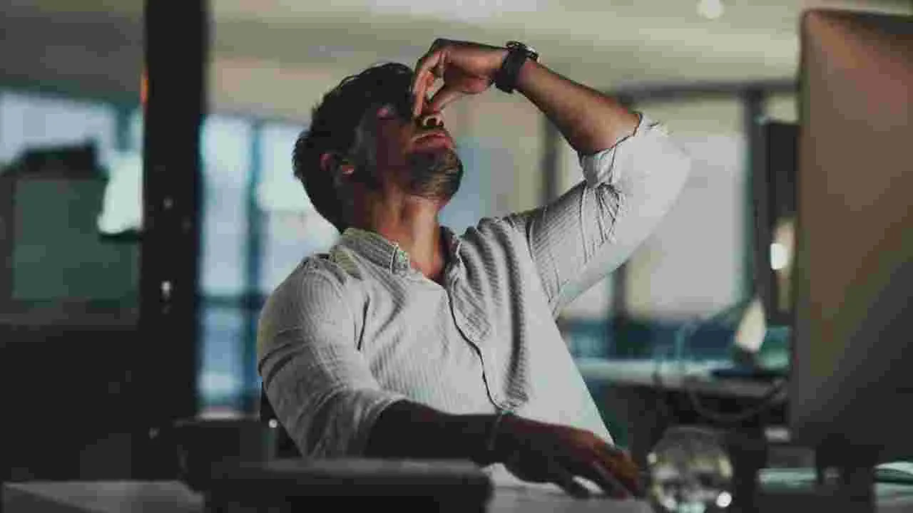 Amazon Layoffs: వేల మందికి లేఆఫ్స్ ముప్పు.. వణికిపోతున్న అమెజాన్ ఉద్యోగులు