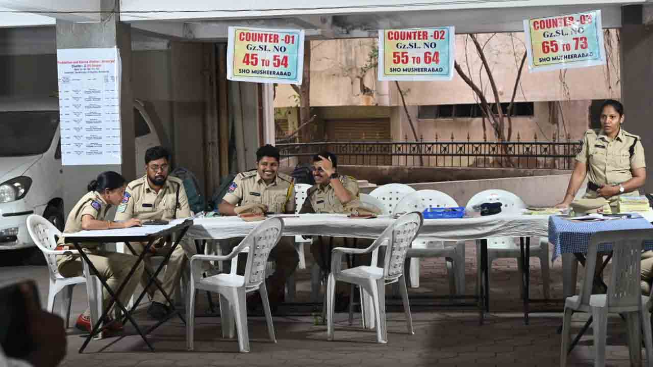 Telangana Liquor Shops: భారీగా తగ్గిన మద్యం దుకాణాల దరఖాస్తులు.. 