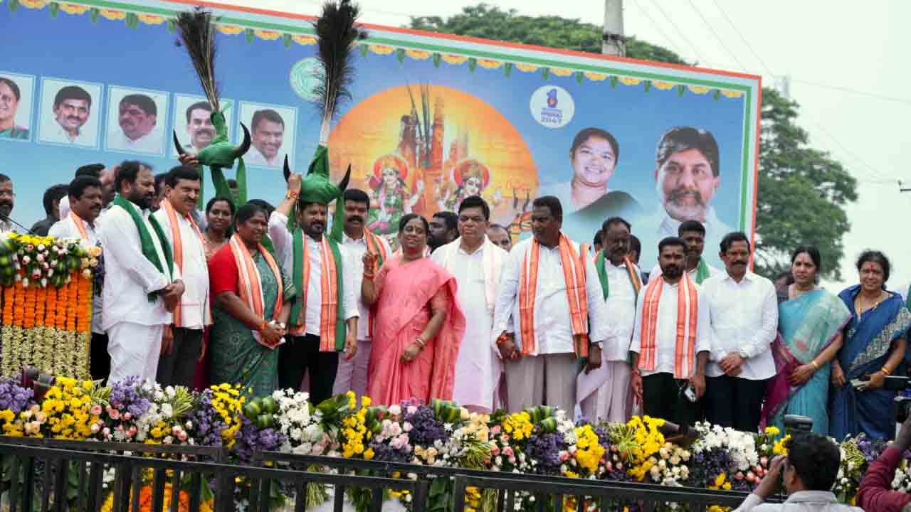 CM Revanth Reddy:మేడారంలో సీఎం రేవంత్‌రెడ్డి పర్యటన