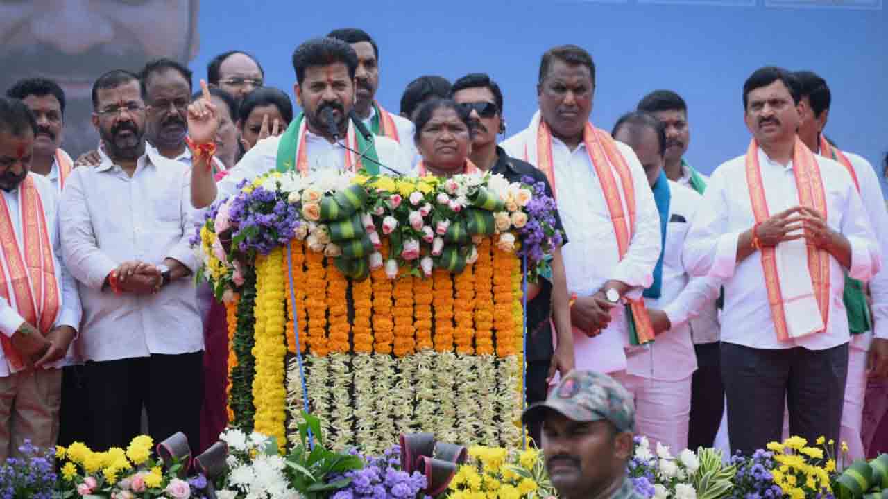 CM Revanth Reddy:మేడారంలో సీఎం రేవంత్‌రెడ్డి పర్యటన