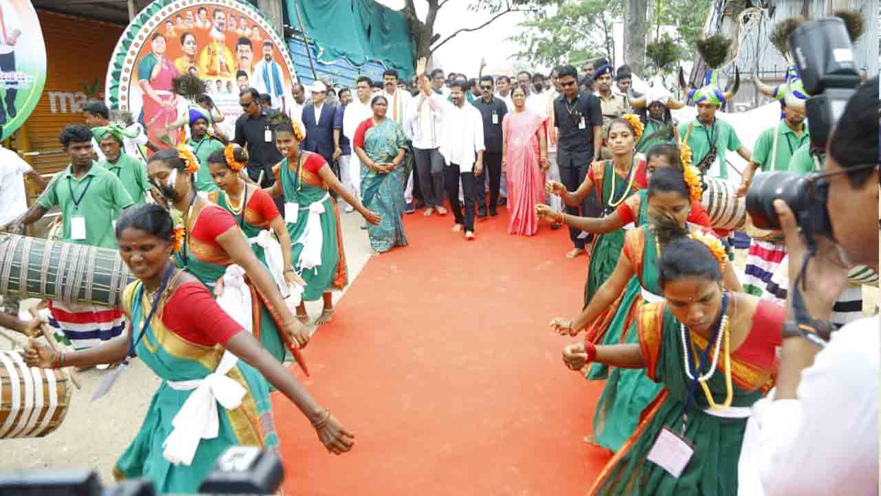 CM Revanth Reddy:మేడారంలో సీఎం రేవంత్‌రెడ్డి పర్యటన