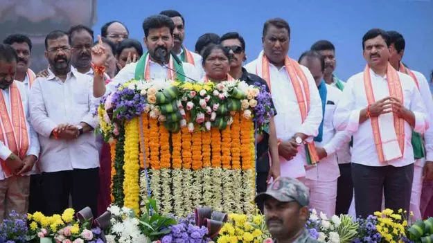 CM Revanth Reddy on Medaram: గద్దెల ప్రాంగణానికి కొత్త శోభ.. మేడారం అభివృద్ధి ప్రణాళిక ఆవిష్కరణ