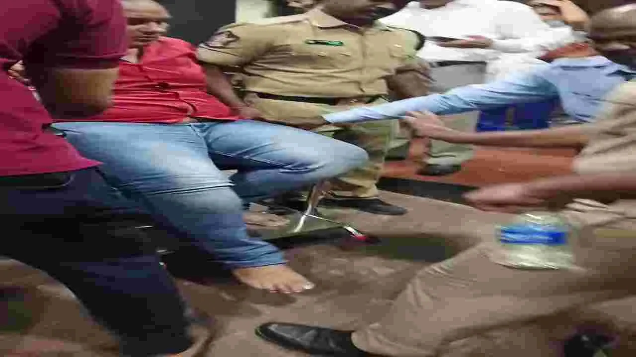 మనోజ్‌.. మహాముదురు