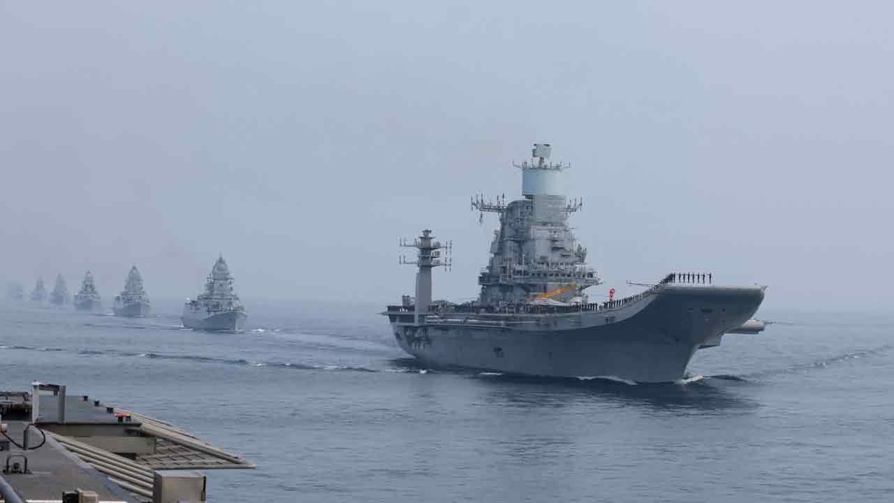 PM Modi-Diwali: ఈ పేరు వింటే పాక్‌కు వణుకే: ‘ఐఎన్‌ఎస్‌ విక్రాంత్‌’పై మోదీ దీపావళి వేడుకలు