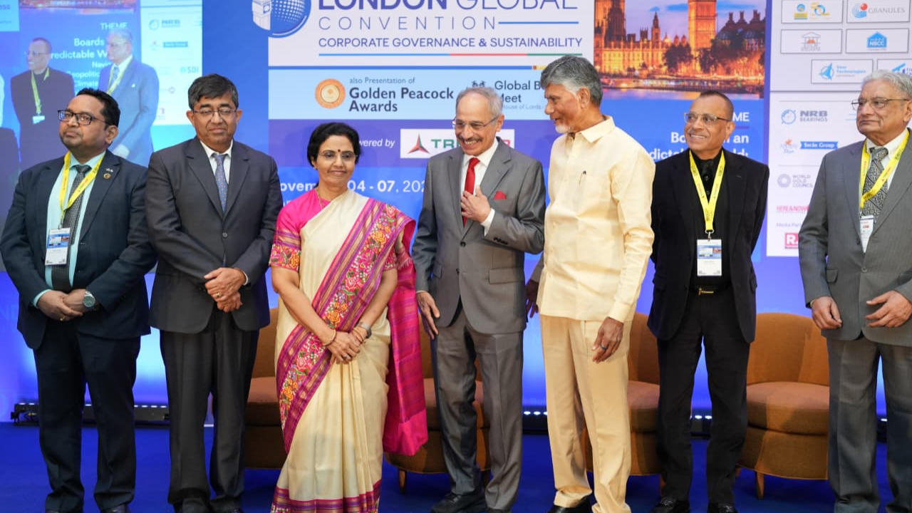 Nara Bhuvaneswari: రెండు ప్రతిష్టాత్మక అవార్డులు అందుకున్న నారా భువనేశ్వరి