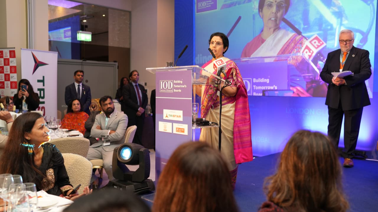 Nara Bhuvaneswari: రెండు ప్రతిష్టాత్మక అవార్డులు అందుకున్న నారా భువనేశ్వరి