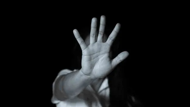 New York Woman: నగదు ఇస్తానన్నా వదల్లేదు.. బాధితురాలి ఆవేదన..