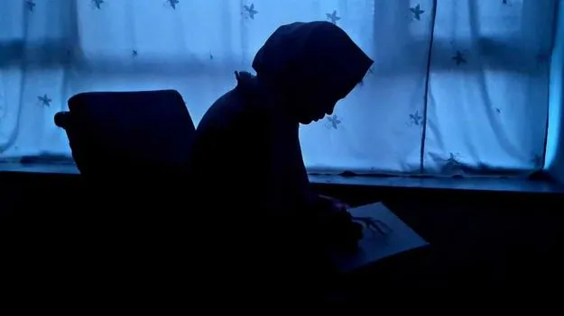 Andhra Pradesh: ఒంటరిగా ఉంటున్నారా..? జర జాగ్రత్త..! ఇలాంటోళ్లు ఉంటారు..!