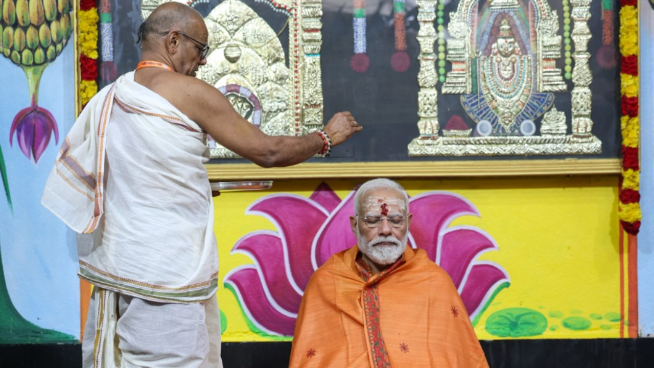 PM Modi Srisailam Visit: శ్రీశైలం క్షేత్రాన్ని దర్శించుకున్న ప్రధాని మోదీ 