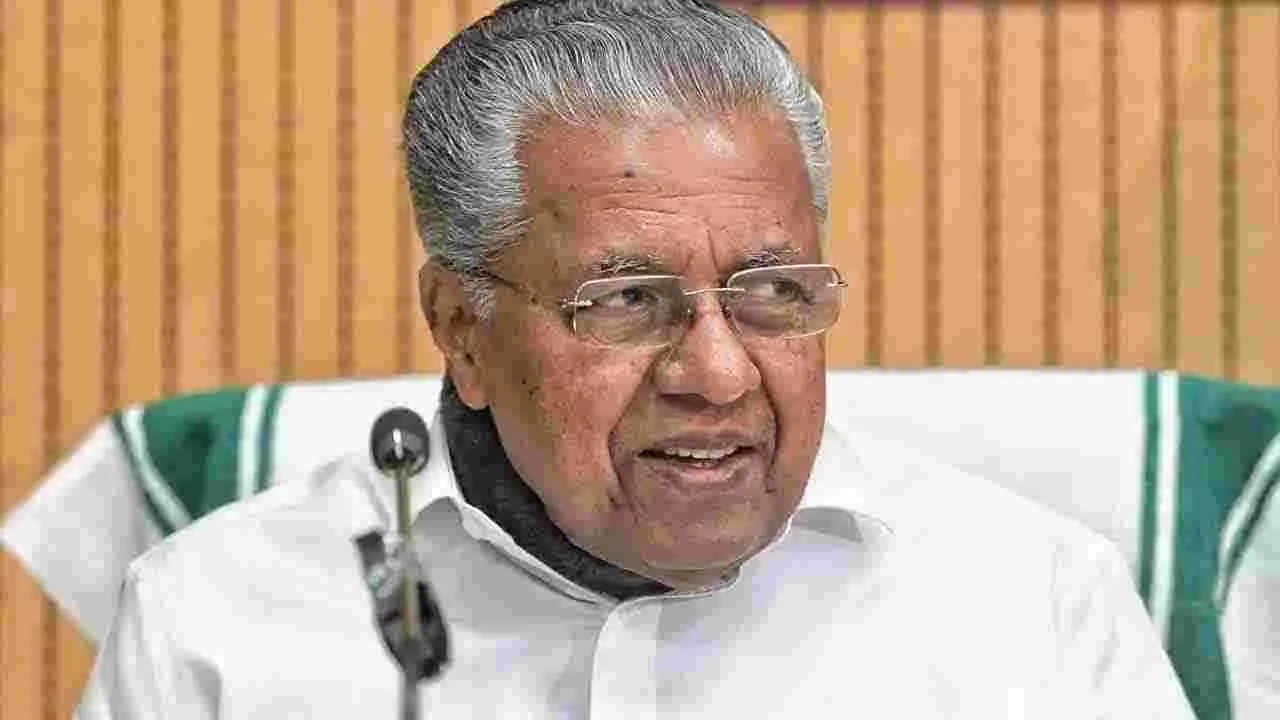 Kerala CM Pinarayi Vijayans Gulf Tour: కేరళ ముఖ్యమంత్రి గల్ఫ్ పర్యటనకు కేంద్రం అనుమతి నిరాకరణ