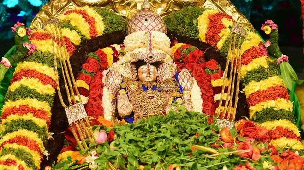 Tiruchanoor: తిరుచానూరులో పద్మావతి అమ్మవారి బ్రహ్మోత్సవాలు.. ఎప్పటి నుంచి అంటే..