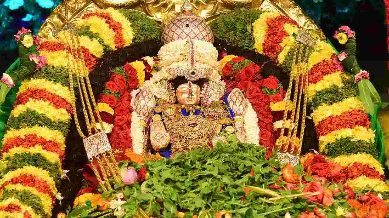 Tiruchanoor: తిరుచానూరులో పద్మావతి అమ్మవారి బ్రహ్మోత్సవాలు.. ఎప్పటి నుంచి అంటే..