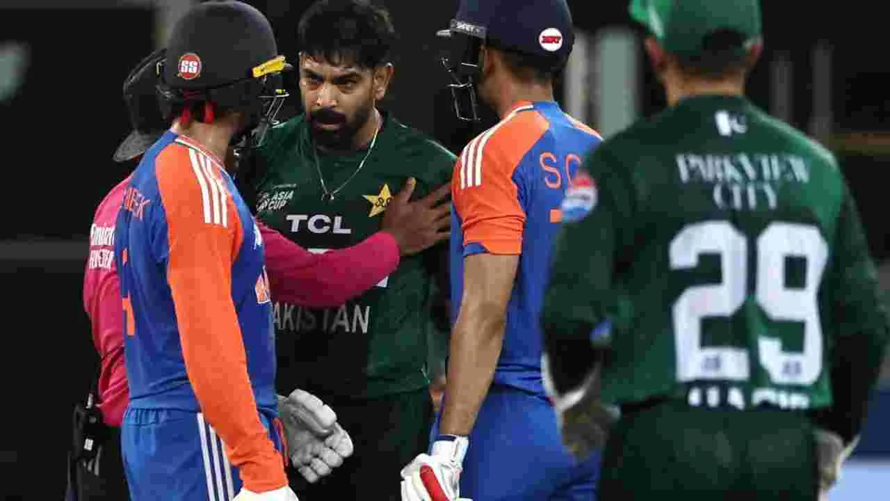 Asia Cup Ind Vs Pak: పాక్‌ను లైట్ తీసుకోవద్దు.. భారత్‌కు మాజీ క్రికెటర్ హెచ్చరిక 