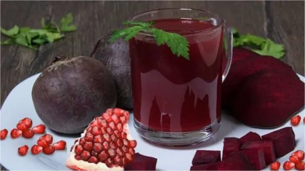 Pomegranate Vs Beetroot: దానిమ్మ లేదా బీట్‌రూట్.. ఏది ఎక్కువ ప్రయోజనకరంగా ఉంటుంది? 