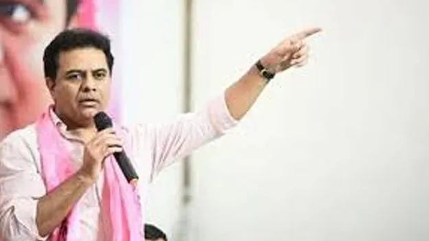 KTR Slams Congress and BJP: దేశ ద్రోహి కాంగ్రెస్‌.. ప్రజా ద్రోహి బీజేపీ