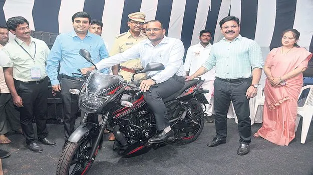 స్వర్ణాంధ్ర సాధనలో జీఎస్టీ 2.0 గొప్ప గేమ్‌ చేంజర్‌