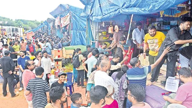 వ్యాపారులకు దీపావళి ధమాకా!