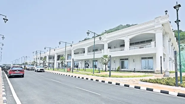 త్వరలో వినియోగంలోకి  రుషికొండ ప్యాలెస్‌  