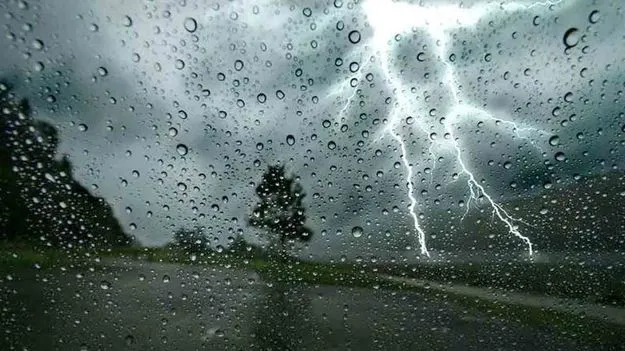 Heavy Rains: భారీ వర్షాలు.. ప్రజలకు కీలక సూచన: ఏపీ విపత్తుల నిర్వహణ సంస్థ
