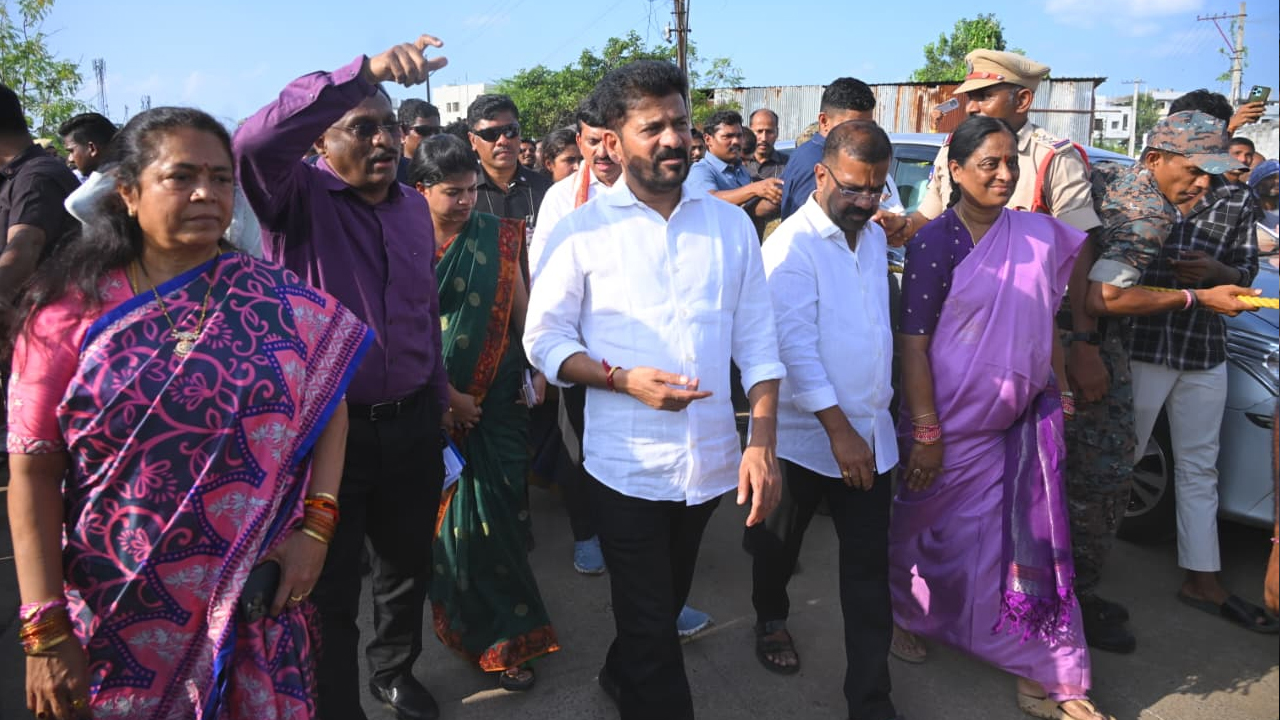 Montha Cyclone: హనుమకొండలో సీఎం రేవంత్ పర్యటన.. 