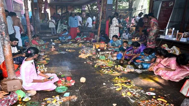 కార్తీక పౌర్ణమి పరవశం...