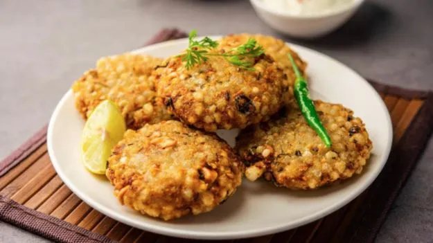Sabudana Tikki for Navratri Fasting: నవరాత్రి ఉపవాసం.. ప్రోటీన్ కోసం సబుదాన టిక్కీలను ట్రై చేయండి..
