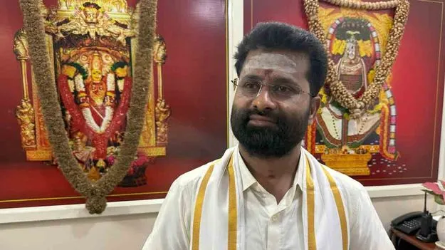 Indrakeeladri Durga Temple: అమ్మవారి దర్శనం.. ఇంద్రకీలాద్రిపై ఆంక్షలు