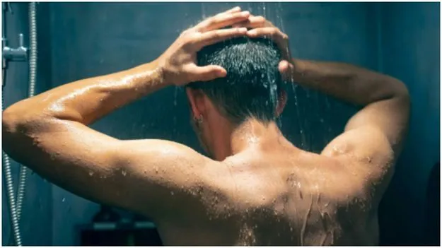 Daily Shower Lung Infection: ప్రతిరోజూ షవర్ బాత్ చేస్తే ఊపిరితిత్తులు ఇన్ఫెక్షన్‌కు గురవుతాయా?